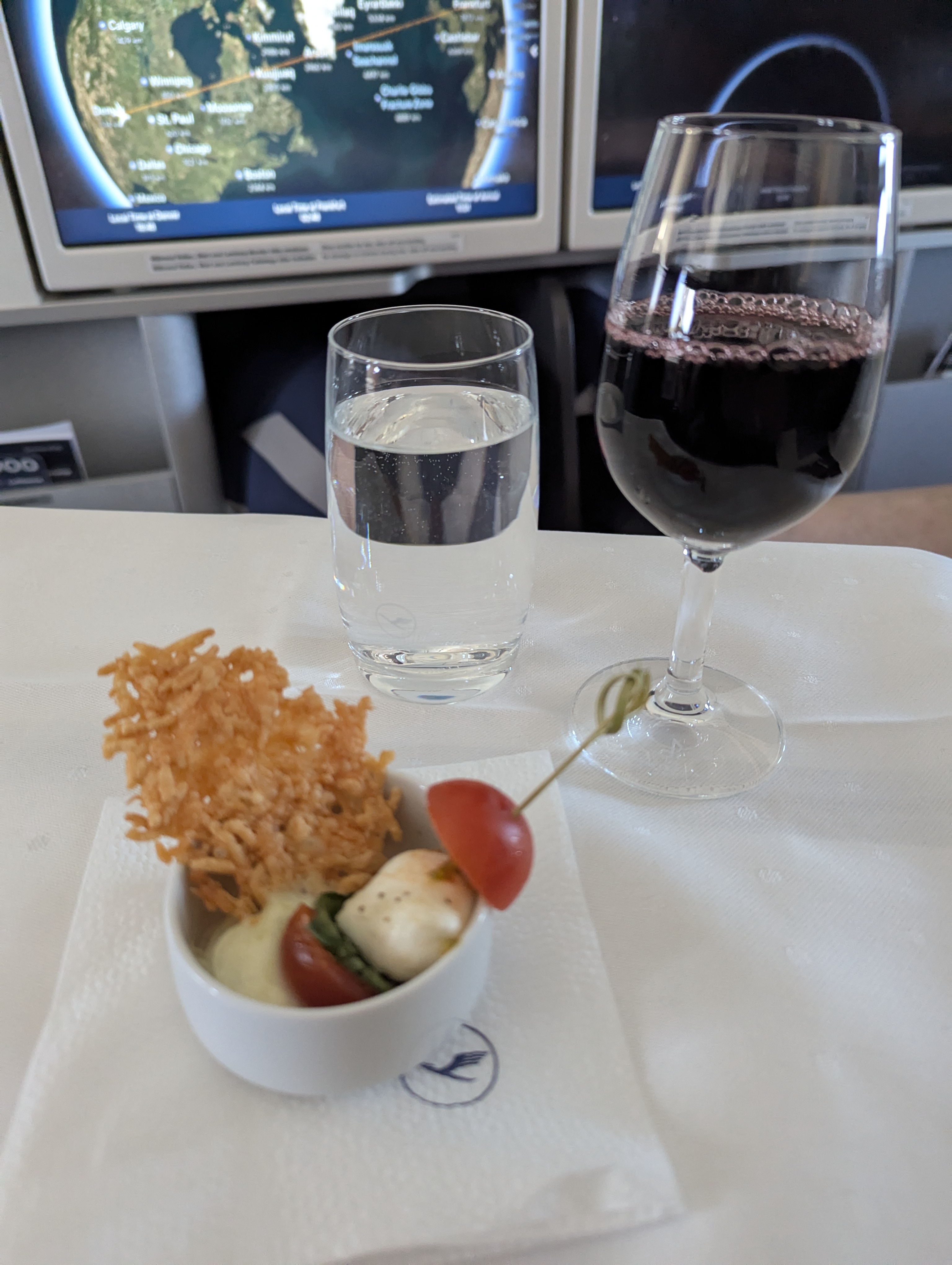 Denver International Airport, Frankfurt, Lufthansa, Airbus